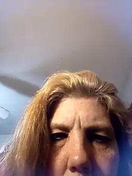 katybell1 online show from 03-04-25, 11:11