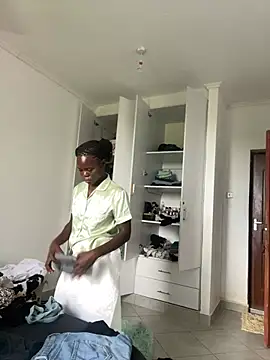 petiteebony 81 online show from 03-19-26, 06:35