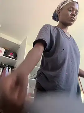 petiteebony 81 online show from 02-10-26, 10:36