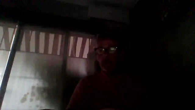 tuggy59 online show from 11-19-25, 06:46