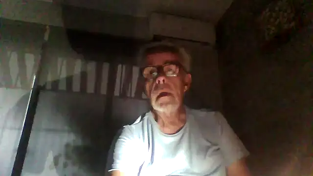 tuggy59 online show from 11-16-25, 06:40