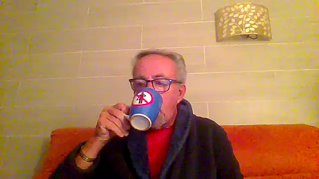 tuggy59 online show from 12-17-25, 05:45