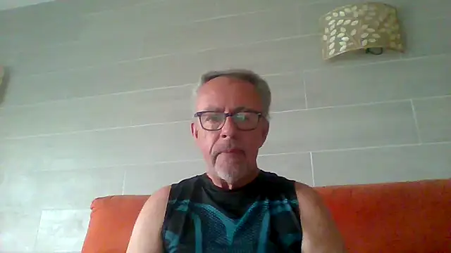 tuggy59 online show from 06-14-26, 05:41