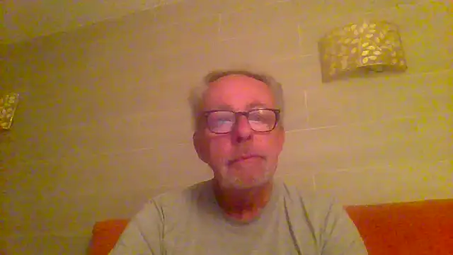 tuggy59 online show from 04-13-26, 04:27