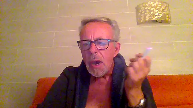 tuggy59 online show from 12-01-25, 05:52