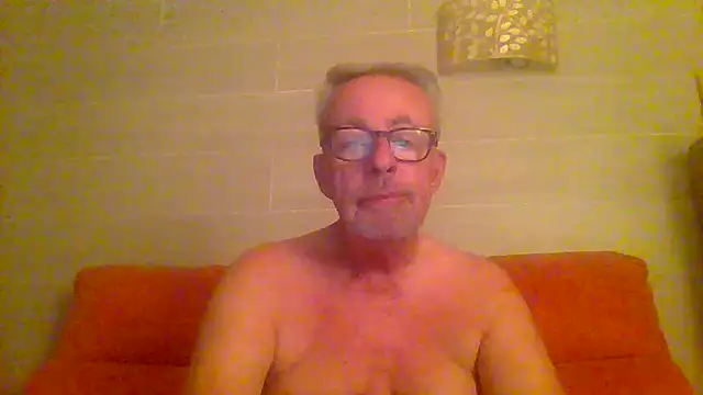 tuggy59 online show from 09-10-25, 04:44