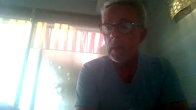 tuggy59 online show from 11-06-25, 07:12