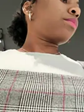 Snapshot of Jeniffer_Jarvis chatting on 11-20-25, 05:13 Jeniffer Jarvis online show from 11-20-25, 05:13