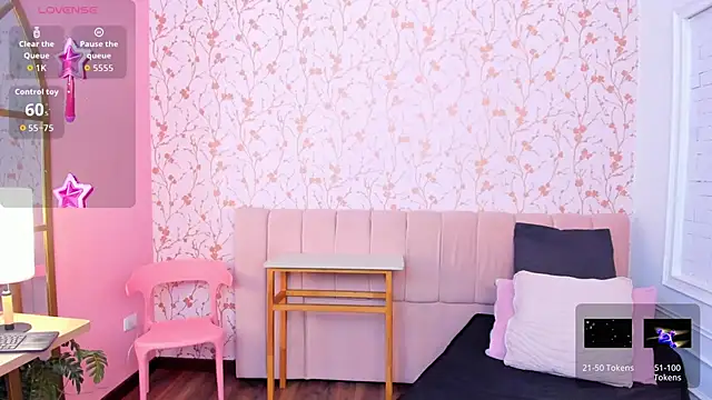 Snapshot of taylor_bennet chatting on 03-31-26, 12:18 taylor bennet online show from 03-31-26, 12:18