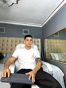 Alex cute77 online show from 09-13-25, 11:54