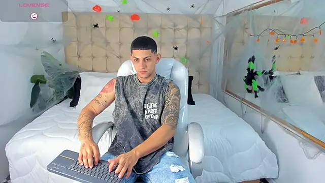 Alex cute77 online show from 10-07-25, 11:55