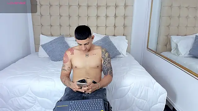 Alex cute77 online show from 11-20-25, 12:28