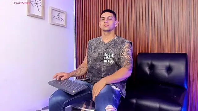 Alex cute77 online show from 02-04-26, 11:27