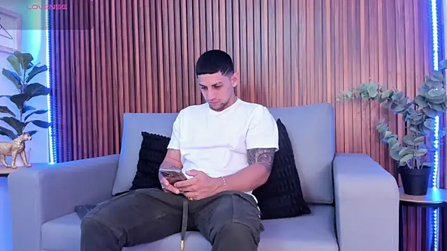 Alex cute77 online show from 03-05-26, 12:02