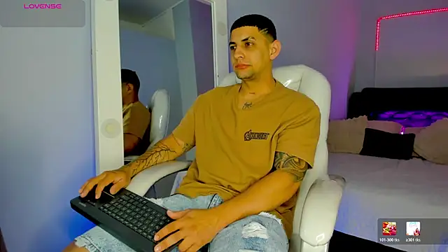 Alex cute77 online show from 07-18-26, 12:14