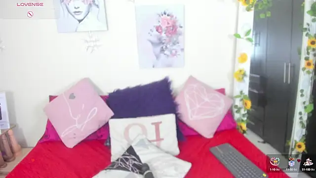 Yeysy  lenox online show from 01-18-25, 09:24