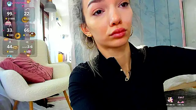 Sassy Teen online show from 02-12-26, 07:30