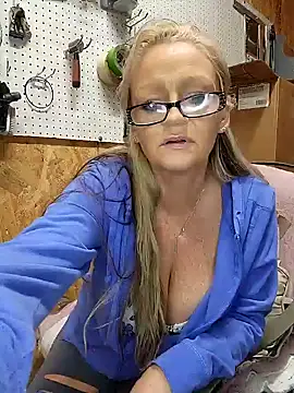 Southern Bella online show from 12-05-24, 12:17