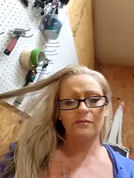 Southern Bella online show from 12-05-24, 03:23