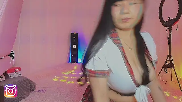 lili taylor online show from 02-15-26, 04:06