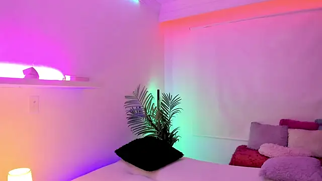 Gloomydoll online show from 11-25-25, 07:47