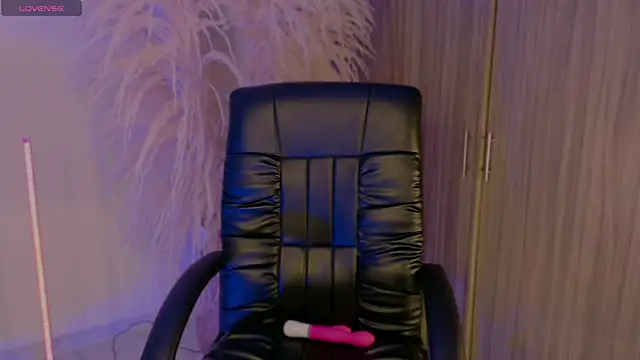 LindseyMoss online show from 03-04-26, 12:51