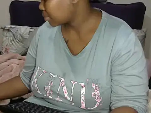 Real1SweetQueen online show from 03-24-26, 05:13