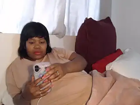 Real1SweetQueen online show from 10-28-25, 08:46