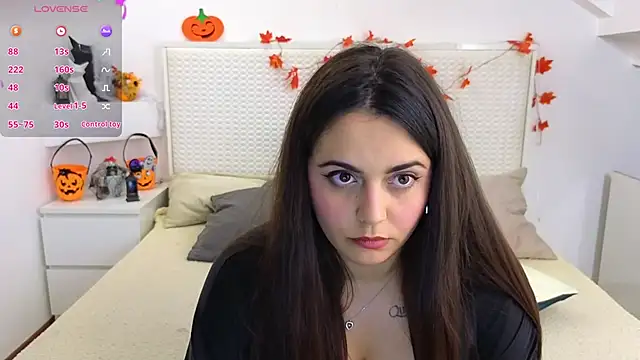 Snapshot of Eva_Rogers_ chatting on 10-30-25, 09:11 Eva Rogers  online show from 10-30-25, 09:11