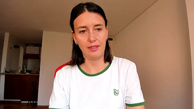 zoe jeane beker online show from 02-28-25, 09:55