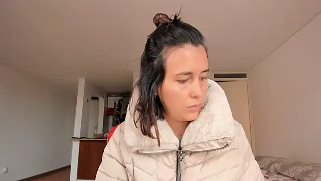 zoe jeane beker online show from 02-04-25, 09:20