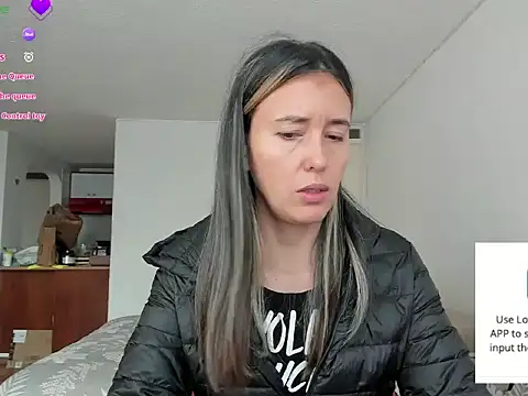 Snapshot of zoe_jeane_beker chatting on 06-05-26, 08:47 zoe jeane beker online show from 06-05-26, 08:47
