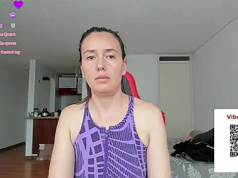 Snapshot of zoe_jeane_beker chatting on 05-20-26, 09:12 zoe jeane beker online show from 05-20-26, 09:12