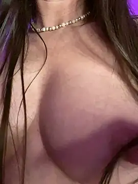 Snapshot of karrola chatting on 03-20-25, 09:56 karrola online show from 03-20-25, 09:56