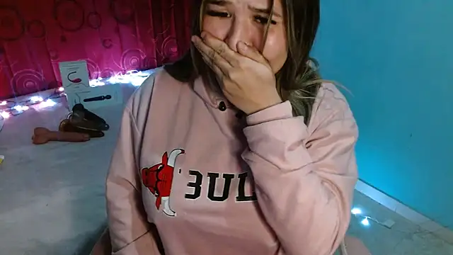 zoe adhara online show from 03-14-25, 07:15