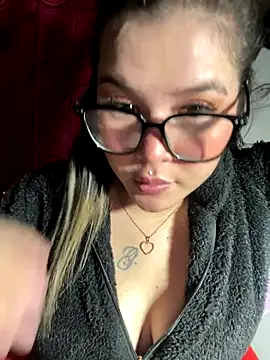 zoe adhara online show from 09-22-25, 06:08