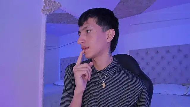 DereckCooperr online show from 10-23-25, 09:57