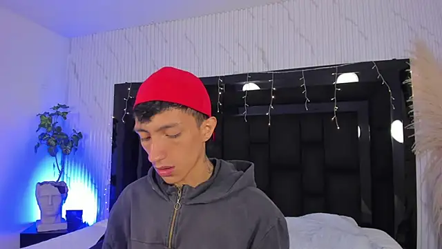 DereckCooperr online show from 02-08-26, 09:12