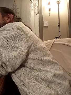 teekoine1 online show from 10-29-25, 10:09