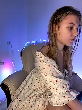 Snapshot of freiiaflower chatting on 11-01-25, 05:29 freiiaflower online show from 11-01-25, 05:29