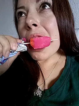 seherlatin online show from 10-26-25, 08:20