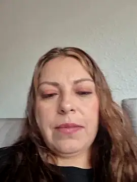Snapshot of seherlatin chatting on 05-15-26, 03:32 seherlatin online show from 05-15-26, 03:32
