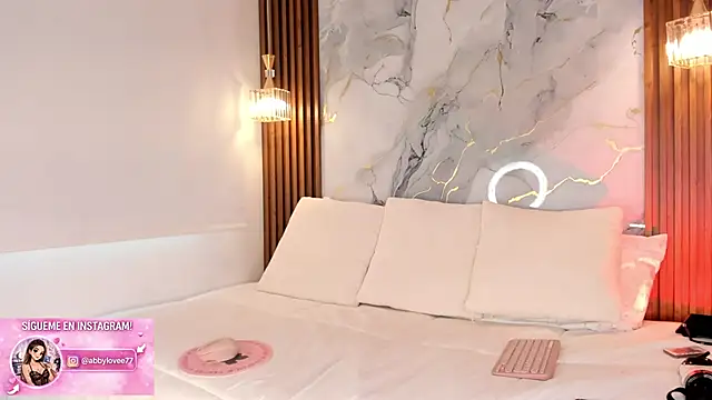 Gabbyy  online show from 03-25-26, 08:19