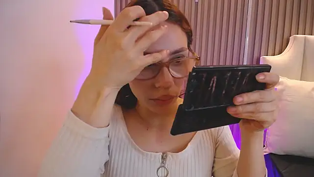 Katy Van online show from 04-13-26, 09:52