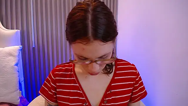 Katy Van online show from 05-10-26, 09:16