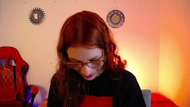 Katy Van online show from 12-20-25, 08:55