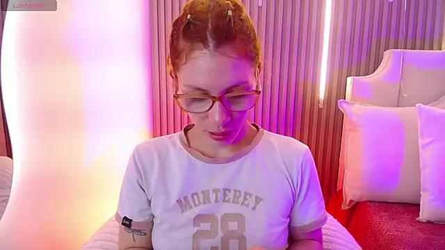 Katy Van online show from 02-17-26, 08:39