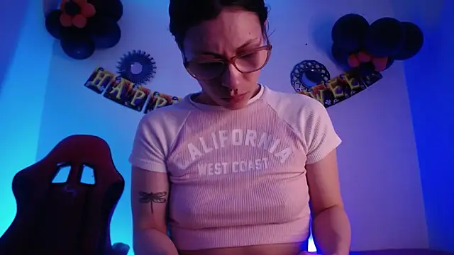 Katy Van online show from 10-28-25, 08:30