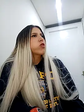 eva-2023 online show from 11-14-25, 02:04