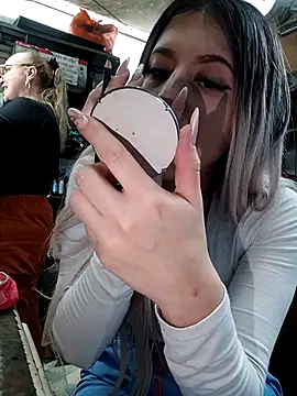 eva-2023 online show from 09-09-25, 04:27